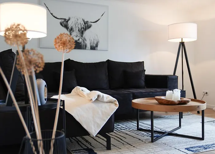 Modernes Im Eidertal Delve